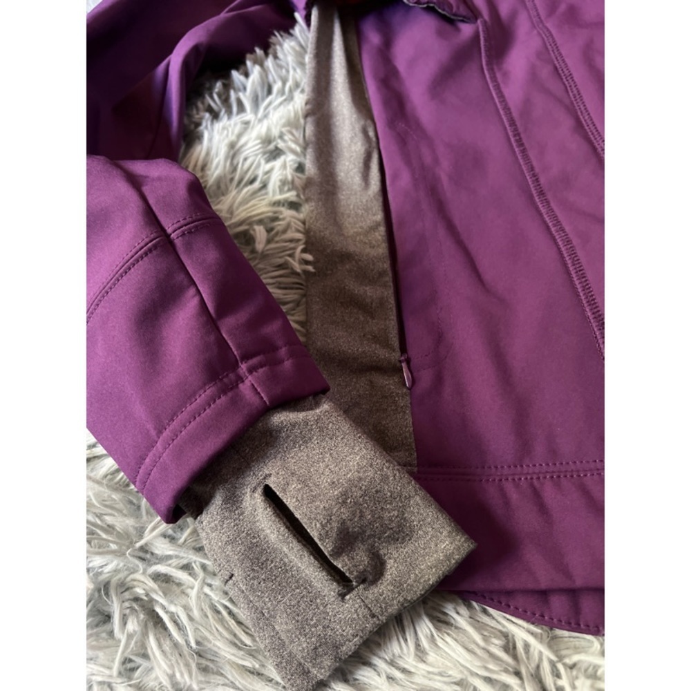 Mondetta Athletic Jacket - Picture 2 of 7